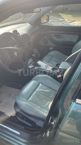 BMW 528 2000, 300,400 km - 2.8 l - Şirvan