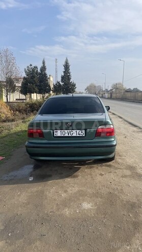 BMW 528 2000, 300,400 km - 2.8 l - Şirvan