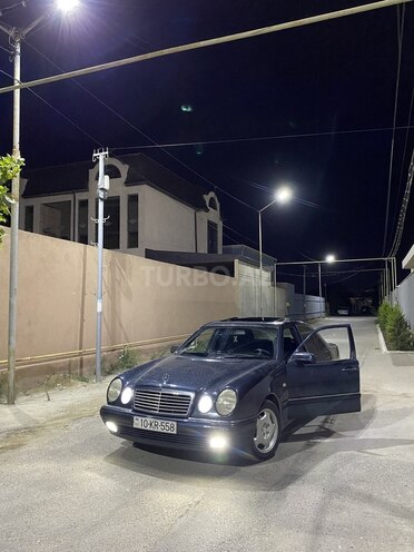 Mercedes E 230 1995, 517,000 km - 2.3 l - Bakı
