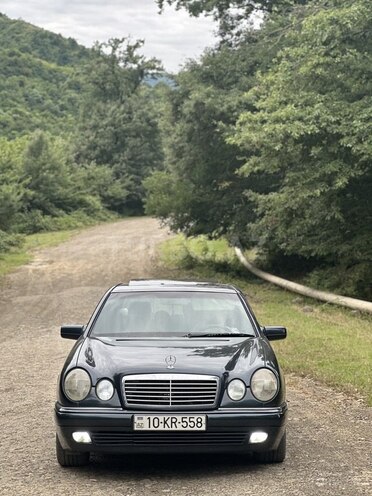 Mercedes E 230 1995, 517,000 km - 2.3 l - Bakı