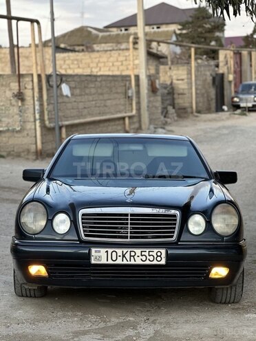 Mercedes E 230 1995, 517,000 km - 2.3 l - Bakı
