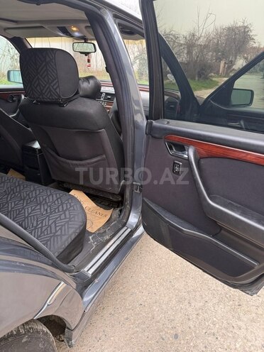 Mercedes C 200 1995, 390,000 km - 2.0 l - Bakı