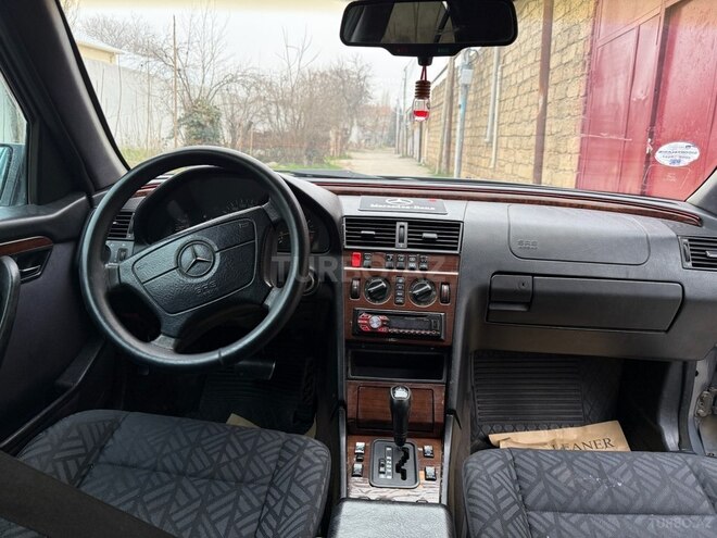 Mercedes C 200 1995, 390,000 km - 2.0 l - Bakı
