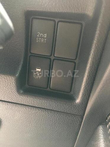 Toyota Land Cruiser Prado 2011, 183,000 km - 2.7 l - Bakı