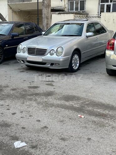 Mercedes E 270 1999, 500,000 km - 2.7 l - Bakı