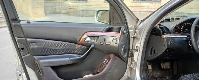 Mercedes S 320 2000, 239,000 km - 3.2 l - Bakı