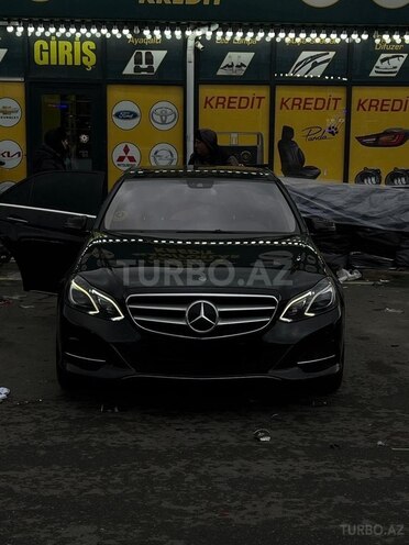 Mercedes E 250 2009, 318,000 km - 1.8 l - Bakı