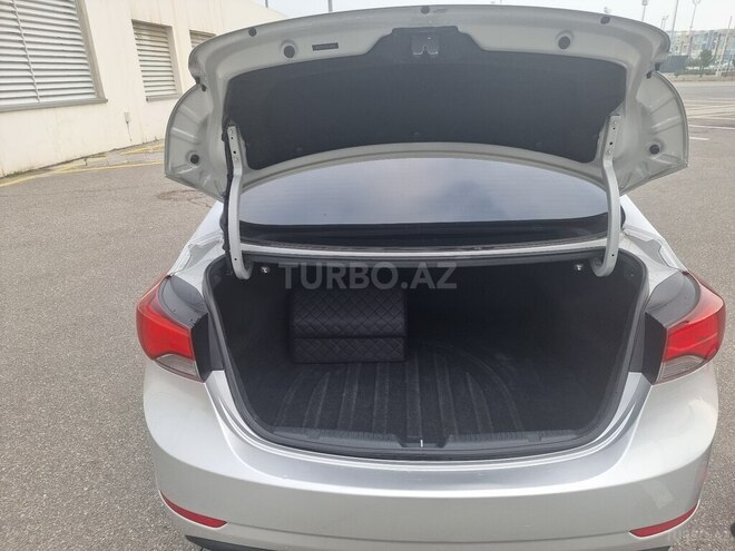 Hyundai Elantra 2015, 181,856 km - 1.8 l - Bakı