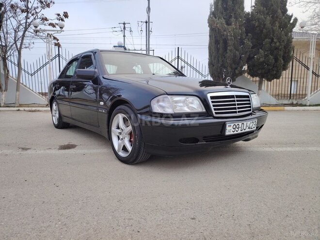 Mercedes C 220 d 1999, 254,366 km - 2.2 l - Bakı