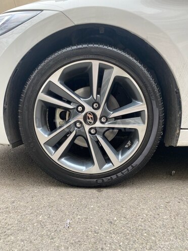 Hyundai Avante 2016, 134,000 km - 1.6 l - Bakı