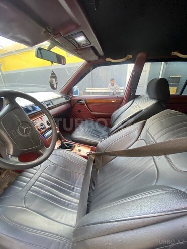 Mercedes E 200 1991, 450,000 km - 2.0 l - Gəncə