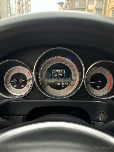Mercedes E 220 2014, 251,000 km - 2.2 л - Bakı