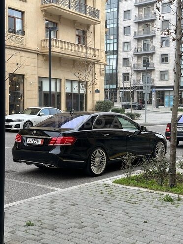 Mercedes E 220 2014, 251,000 km - 2.2 л - Bakı