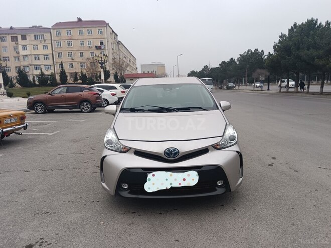 Toyota Prius V 2019, 98,000 km - 1.8 л - Sumqayıt