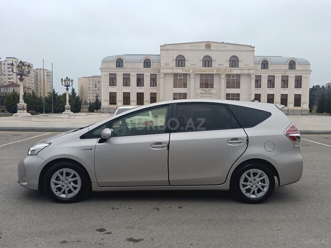 Toyota Prius V 2019, 98,000 km - 1.8 л - Sumqayıt