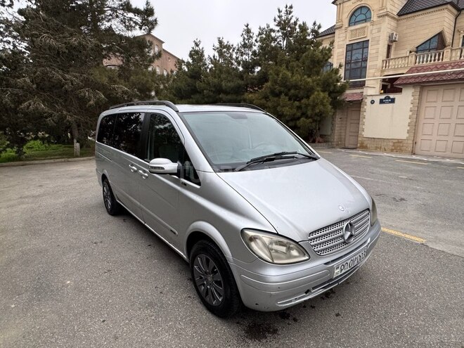 Mercedes Viano-3