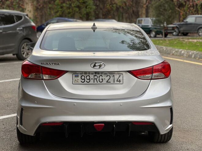 Hyundai Elantra 2011, 124,000 km - 1.6 l - Bakı