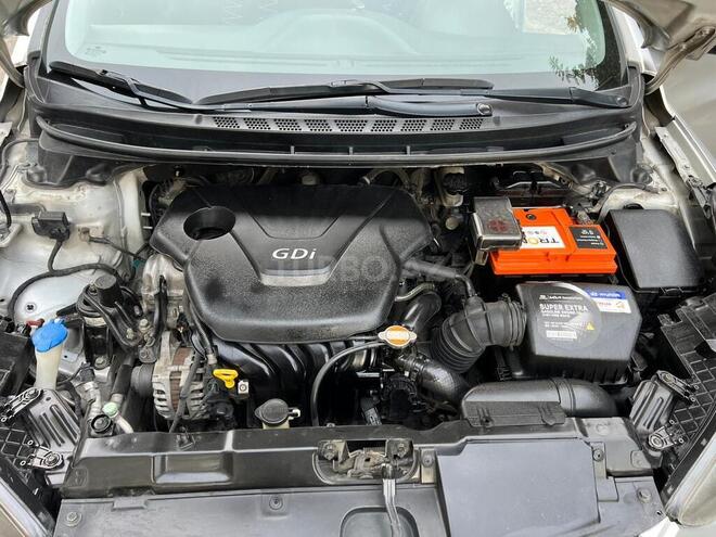 Hyundai Elantra 2011, 124,000 km - 1.6 l - Bakı
