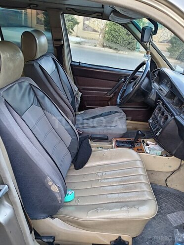 Mercedes 190 1991, 250,000 km - 2.6 л - Tərtər