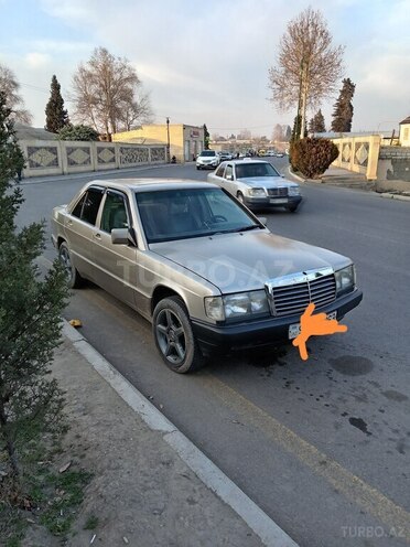 Mercedes 190 1991, 250,000 km - 2.6 л - Tərtər