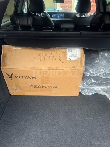 Voyah Free-10
