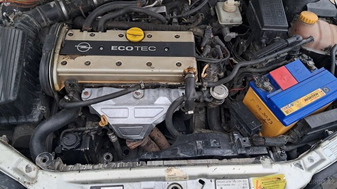 Opel Vectra 1996, 230,000 km - 1.8 л - Bakı