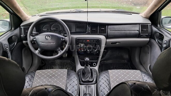 Opel Vectra 1996, 230,000 km - 1.8 л - Bakı