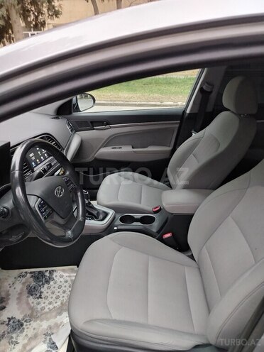 Hyundai Elantra 2016, 133,576 km - 2.0 l - Bakı