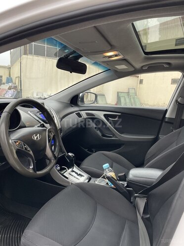 Hyundai Elantra 2012, 240,000 km - 1.8 l - Bakı