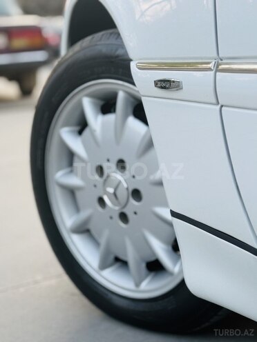 Mercedes C 230 1998, 268,728 km - 2.3 л - Saatlı