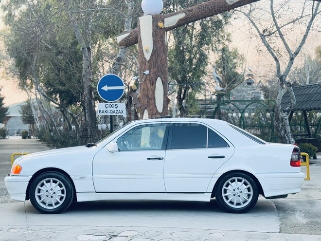 Mercedes C 230 1998, 268,728 km - 2.3 л - Saatlı