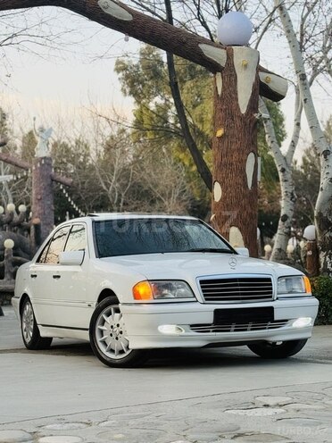 Mercedes C 230 1998, 268,728 km - 2.3 л - Saatlı