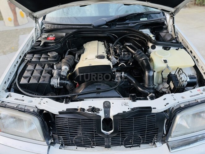 Mercedes C 230 1998, 268,728 km - 2.3 л - Saatlı