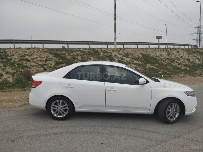 Kia Cerato-5