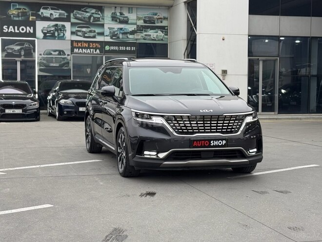 Kia Carnival-13