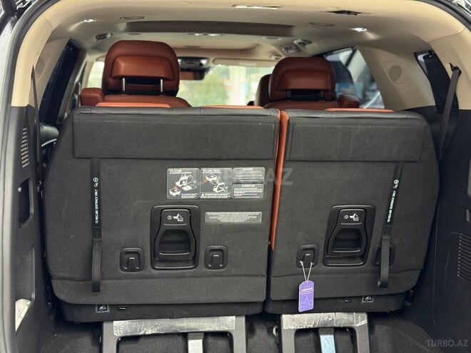 Kia Carnival-14