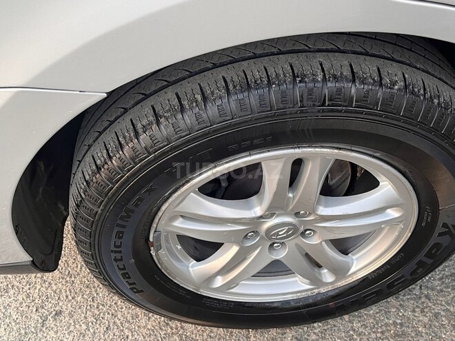Hyundai Santa Fe 2010, 232,000 km - 2.0 l - Gəncə