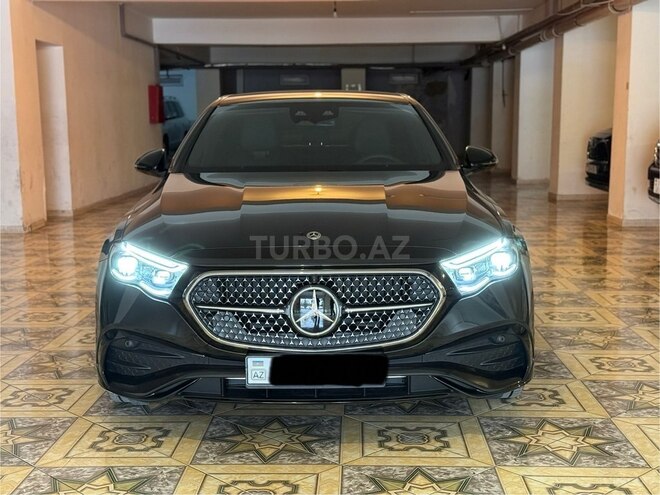 Mercedes E 300 e 2023, 1,500 km - 2.0 л - Bakı