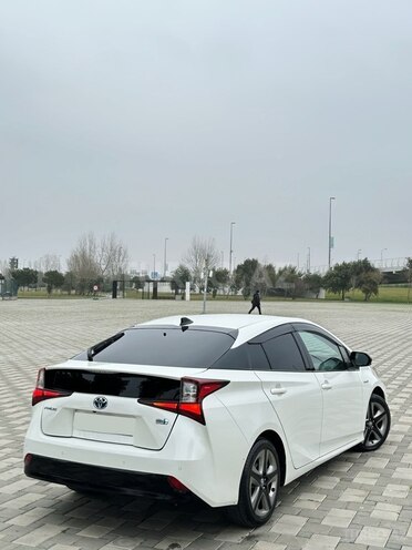 Toyota Prius 2019, 168,000 km - 1.8 л - Bakı
