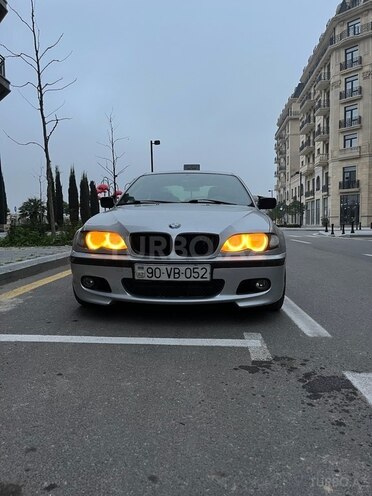 BMW 320 2001, 389,000 km - 2.2 l - Bakı