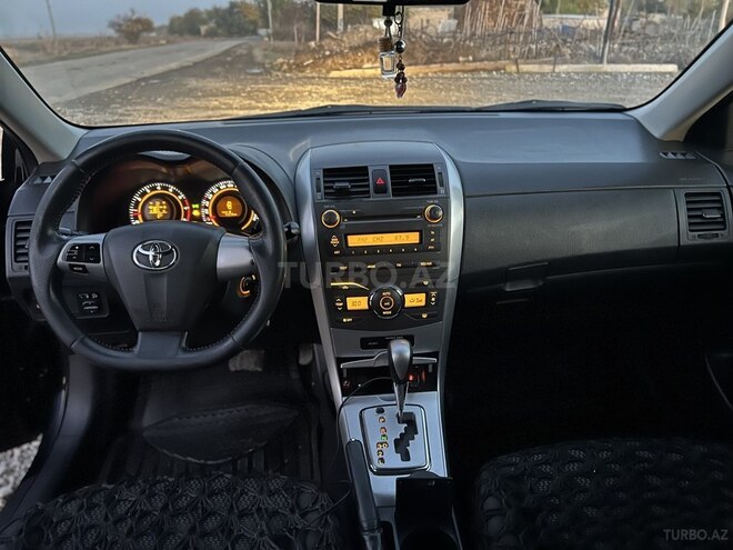 Toyota Corolla 2013, 146,000 km - 1.6 l - Ağcabədi