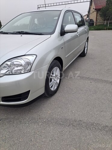 Toyota Corolla 2005, 252,000 km - 1.4 l - Bakı