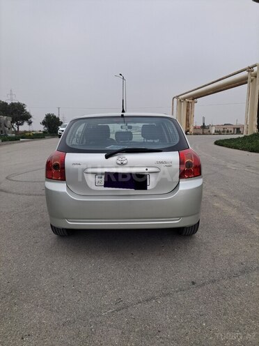 Toyota Corolla 2005, 252,000 km - 1.4 l - Bakı