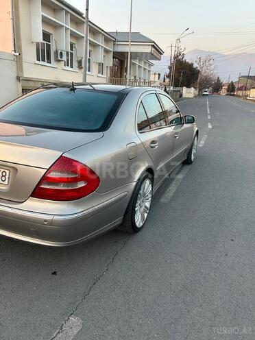 Mercedes E 240 2004, 291,576 km - 2.6 l - Bakı