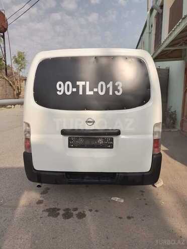 Nissan Urvan 2008, 270,000 km - 3.0 l - Bakı