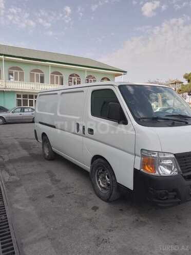 Nissan Urvan 2008, 270,000 km - 3.0 l - Bakı