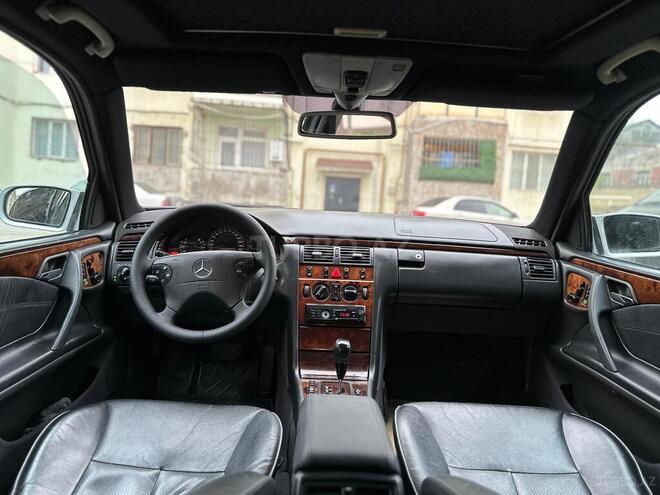 Mercedes E 220 d 2001, 360,000 km - 2.2 l - Bakı
