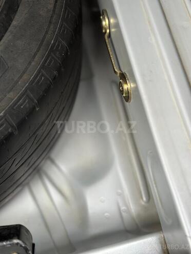 Mercedes E 220 d 2001, 360,000 km - 2.2 l - Bakı