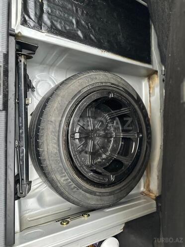 Mercedes E 220 d 2001, 360,000 km - 2.2 l - Bakı
