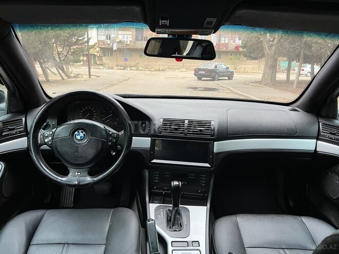 BMW 528 1999, 284,000 km - 2.8 l - Sumqayıt